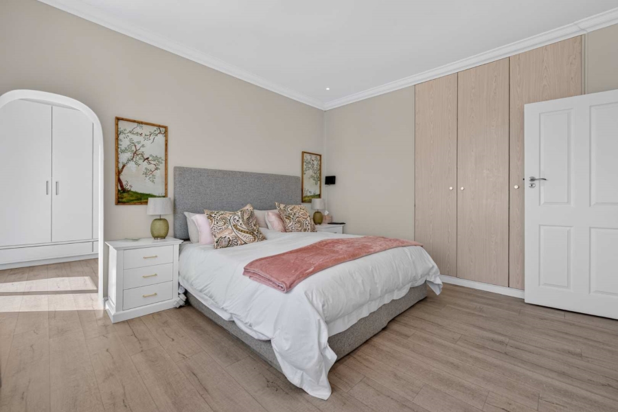 4 Bedroom Property for Sale in Camps Bay Western Cape
